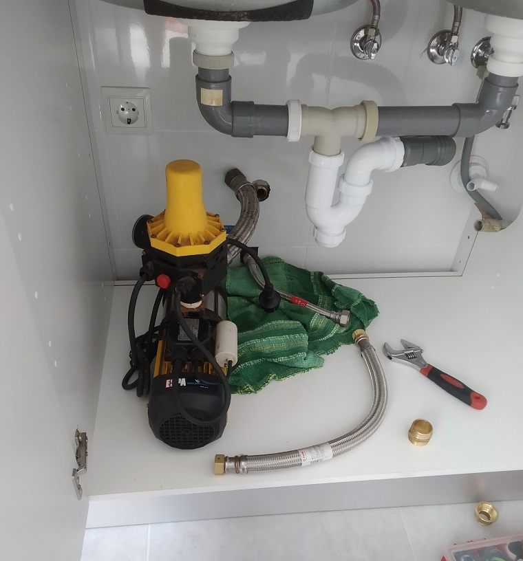 instalacion bomba de agua en malaga